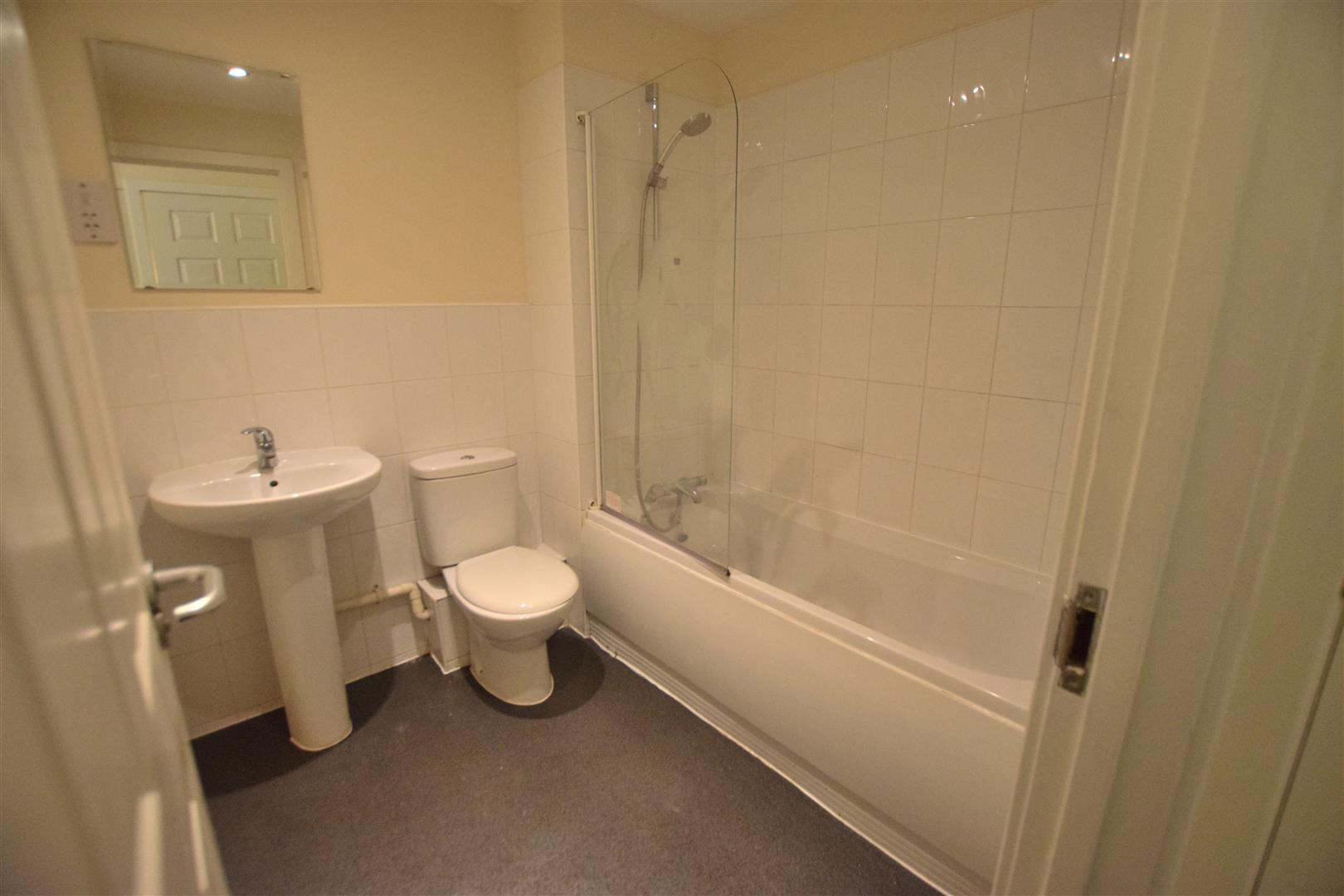 Property details 2 BedroomProperty Grimshaw Lane, Middleton
